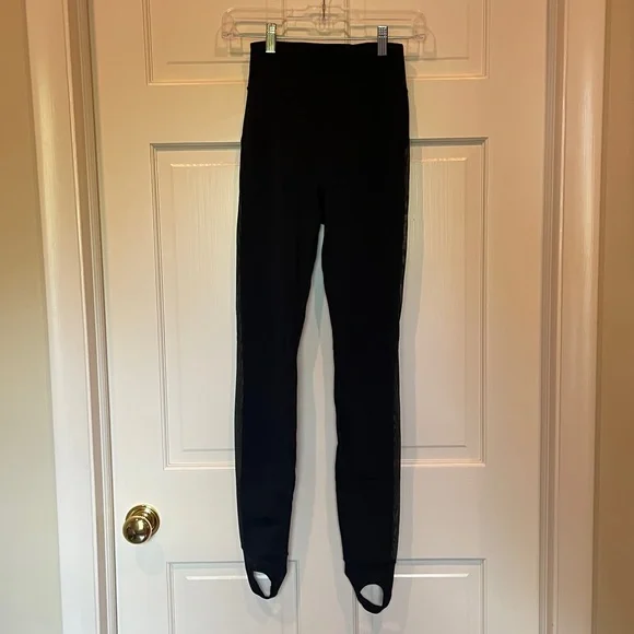 Lululemon Adore Your Core (28”) in Nocturnal Teal, Size 4 - Picture 4 of 9